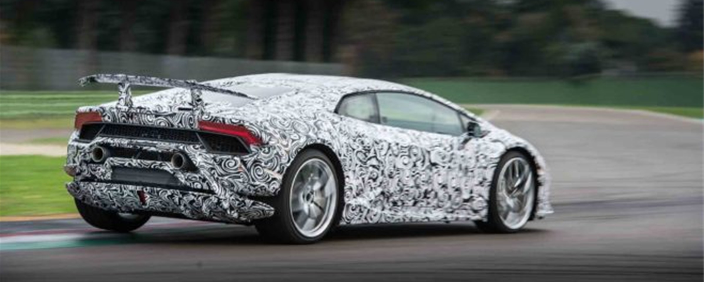 Lamborghini Huracan Performante on the Nurburgring